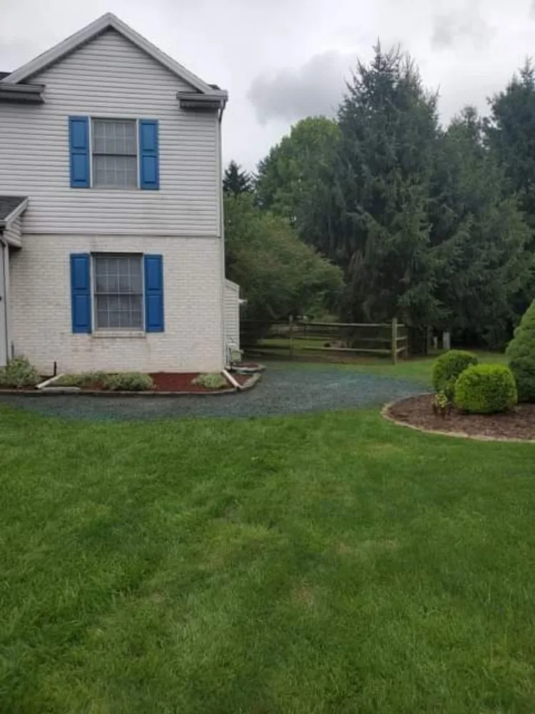 Expert landscape design in Toledo, OH by Parkside landscape and maitnance