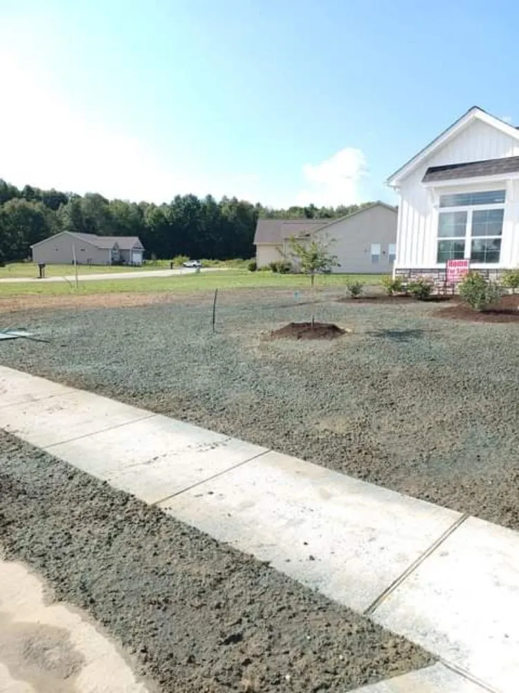 Expert lawn mowing service near you across Toledo, OH - Parkside landscape and maitnance