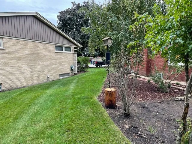 Custom garden landscaping in Justice, IL - Parkview Landscapes