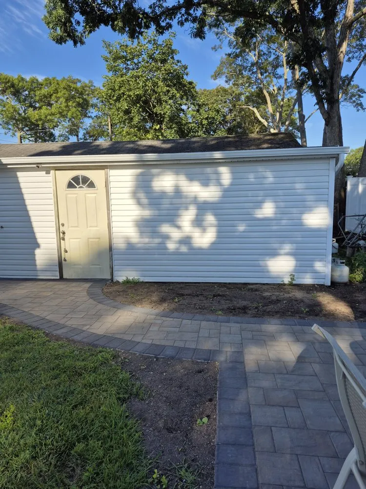 Affordable yard cleanup service experts serving Islip Terrace, NY - Parkview Landscaping