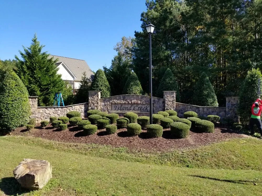 Top-rated garden landscaping in Knightdale, NC - Parkway Landscaping