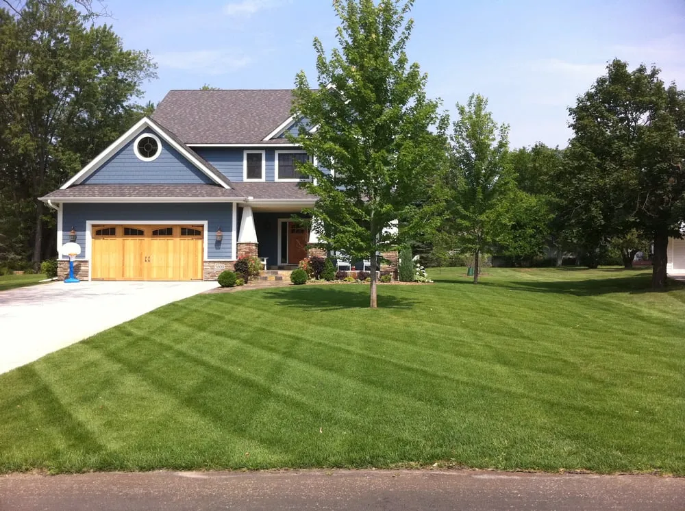 Trusted garden landscaping in Minneapolis, MN by Parkway Lawn Service Inc