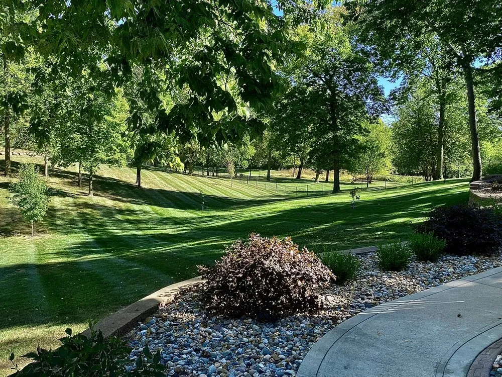 Reliable landscape design with custom design in Ankeny, IA by Parlee Lawn Care