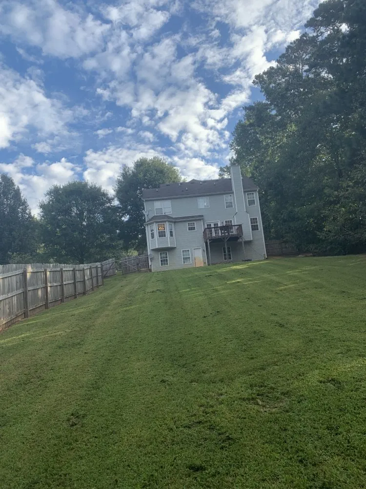 Custom garden landscaping for beautiful yards in Monroe, GA by Parr Lawn Services