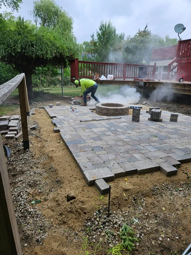 Top-rated landscape design in Palatine, IL by Parra’s Landscaping & Tree Services