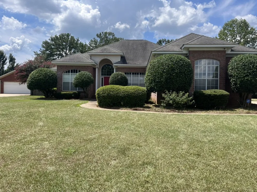 Local residential landscaping near you in Ashford, AL by Parrish Landscaping