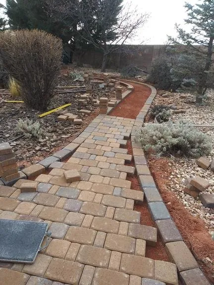 Custom yard maintenance in Laguna, NM by Parrot Landscaping