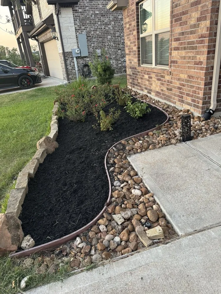 Professional yard cleanup service near you in Kingwood, TX by Parsons Landscaping