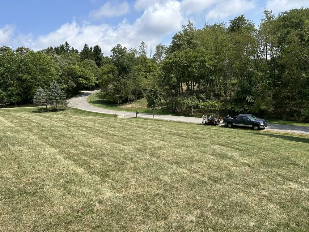 Affordable lawn mowing service in Saint Clairsville, OH by Parsons Lawn Works