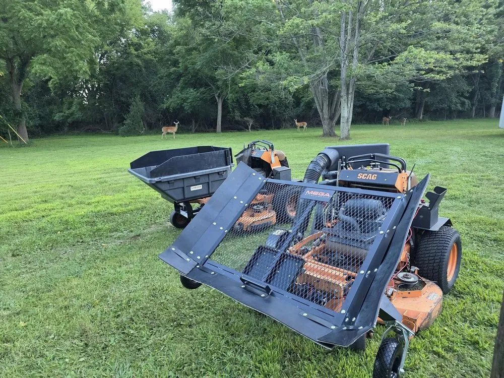Custom lawn mowing service in Battle Creek, MI - Parsons Pro Service