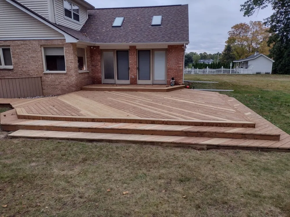 Custom yard cleanup service in Battle Creek, MI by Parsons Pro Service