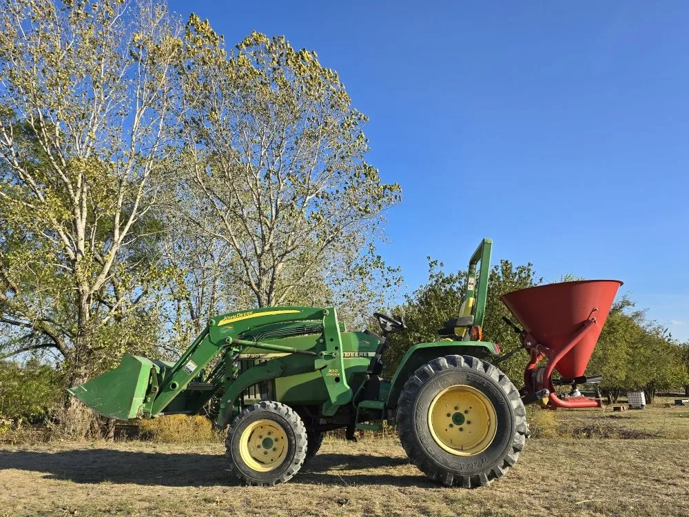 Expert yard maintenance in Whitewright, TX - Parted Time Maintenance