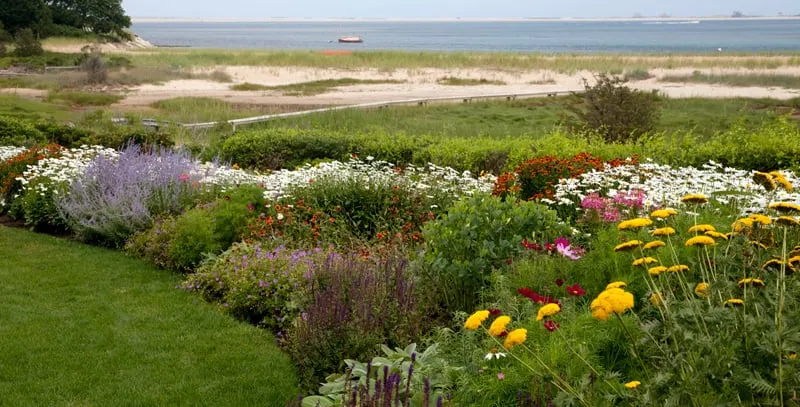 Expert garden landscaping in North Billerica, MA by Parterre Garden Services