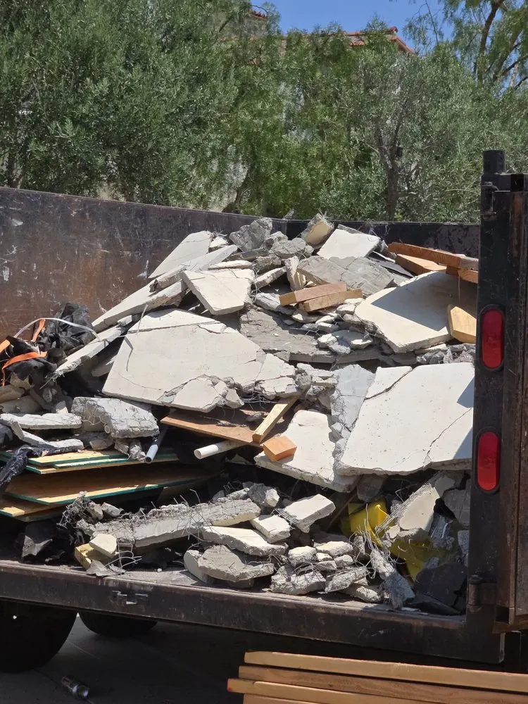 Expert lawn care service experts serving National City, CA - Partida's Maintenance