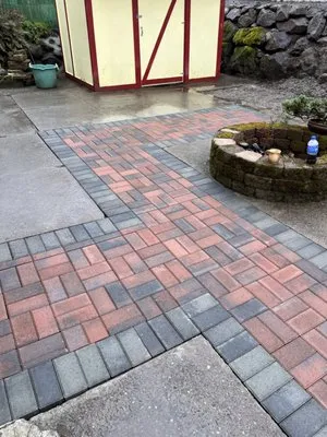 Partners Landscaping Logo