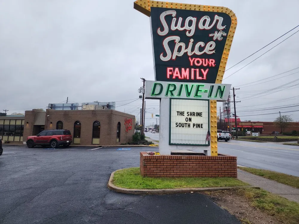 Top-rated lawn care service with custom design in Moore, SC by Parton Lawncare Landscaping and Tree Services