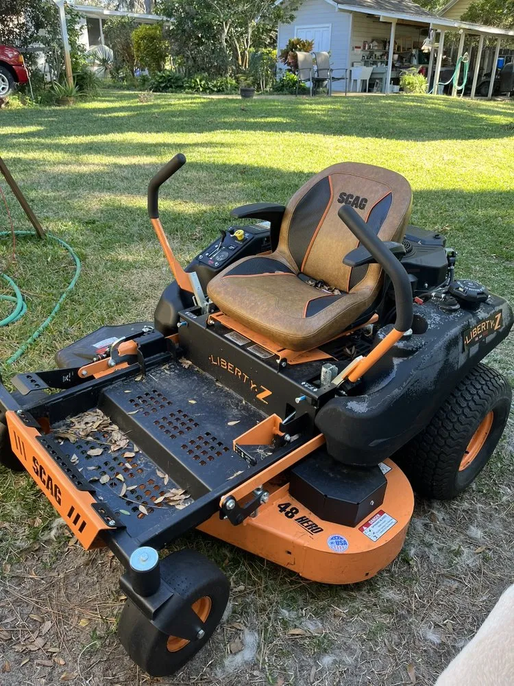 Affordable lawn mowing service experts serving Leesburg, FL - Pa’s Garden Service