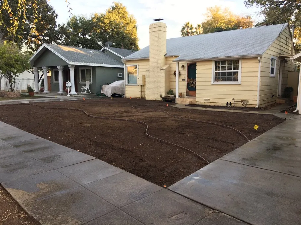 Custom yard maintenance in Pasadena, CA - Pasadena Garden Care