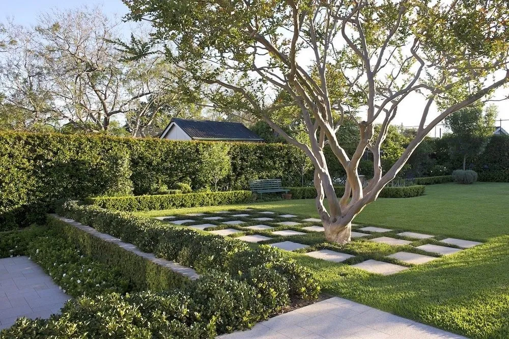 Reliable lawn mowing service for year-round maintenance in Pasadena, CA by Pasadena Landscaping