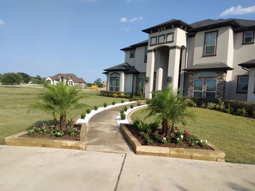 Expert yard cleanup service for outdoor upgrades in Rosenberg, TX by Pascacio Landscaping