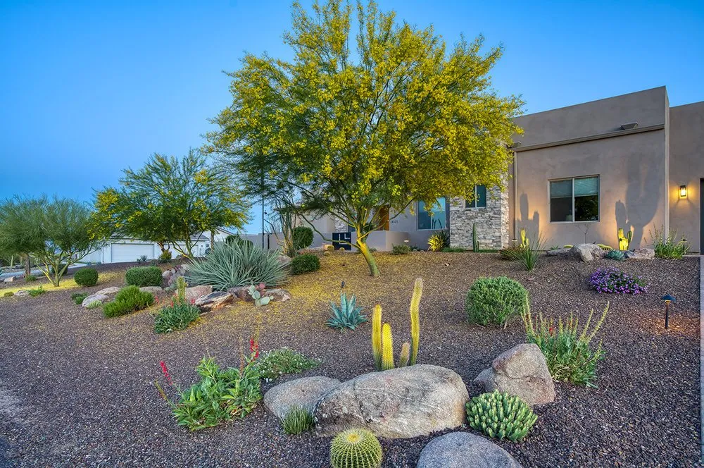 Reliable garden landscaping with custom design in Scottsdale, AZ by Pascale Land Design