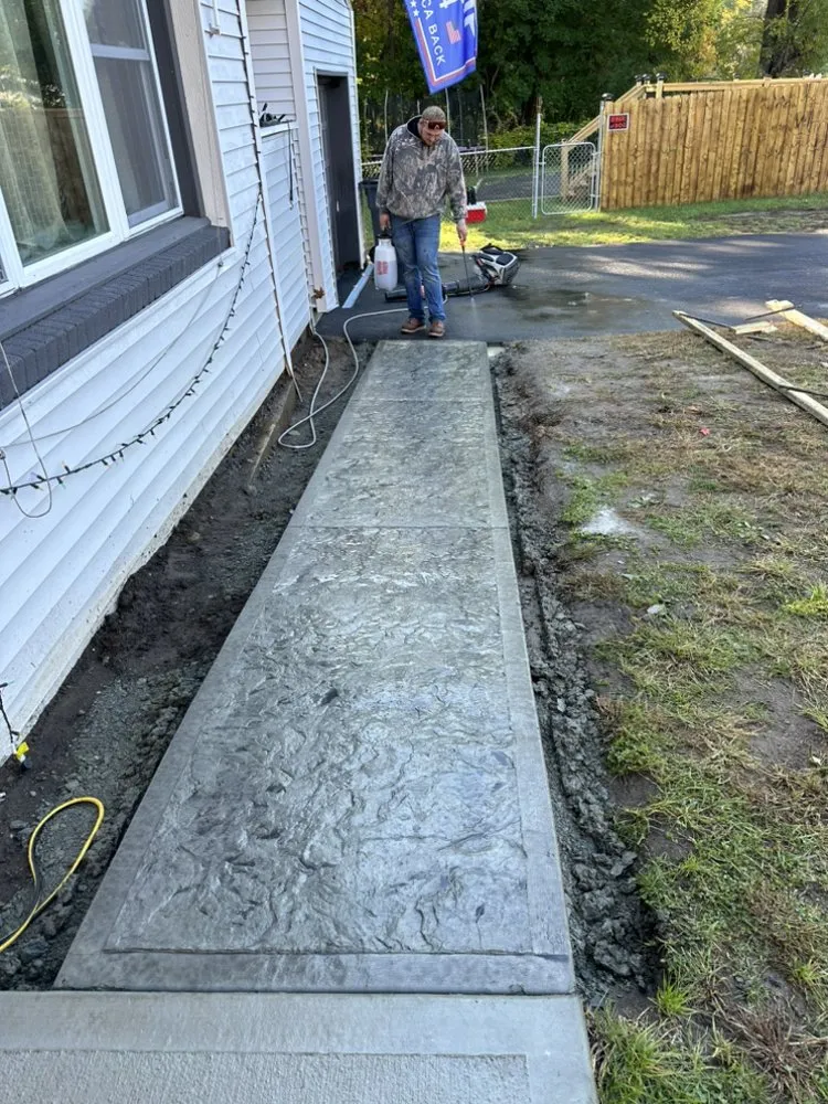 Local yard cleanup service for beautiful yards across Averill Park, NY - Pasinello Companies