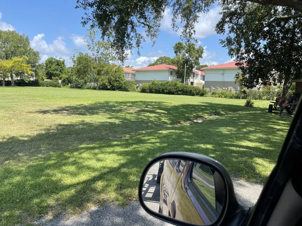 Local landscaping services in Pascagoula, MS by Pass Point Lawn