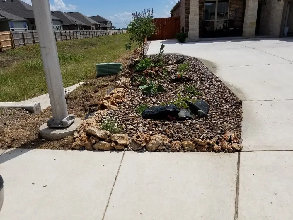 Custom outdoor landscaping in New Braunfels, TX - Passiflora Landscapes