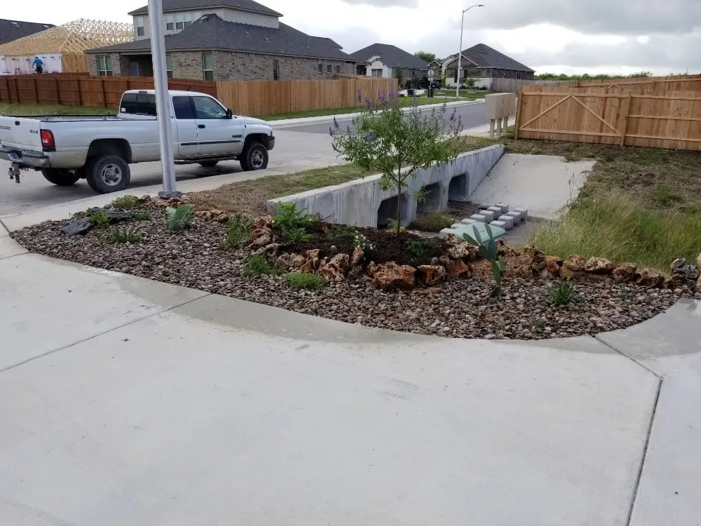 Reliable lawn mowing service in New Braunfels, TX by Passiflora Landscapes