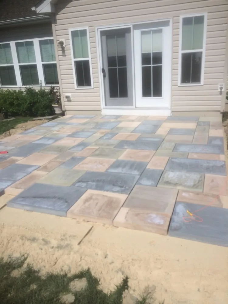 Local yard cleanup service for residential properties across Bridgeville, DE - Passwaters Landscaping