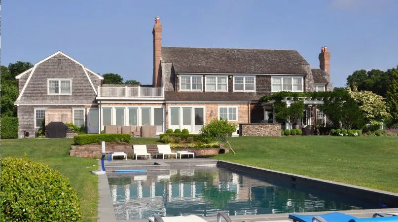 Affordable residential landscaping in East Hampton, NY by Pat Flores Landscape & Masonry Corp