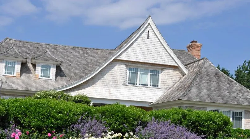 Affordable landscape installation in East Hampton, NY - Pat Flores Landscape & Masonry Corp