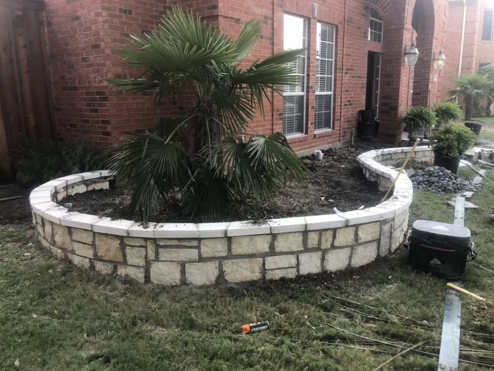 Professional garden landscaping in Dallas, TX by Pat Torres Landscaping