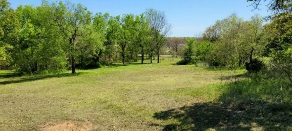 Custom lawn mowing service in Tulsa, OK - Patchin Lawn and Landscaping