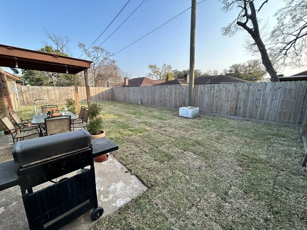 Professional yard cleanup service for beautiful yards in Crosby, TX by Patio King Landscaping Service