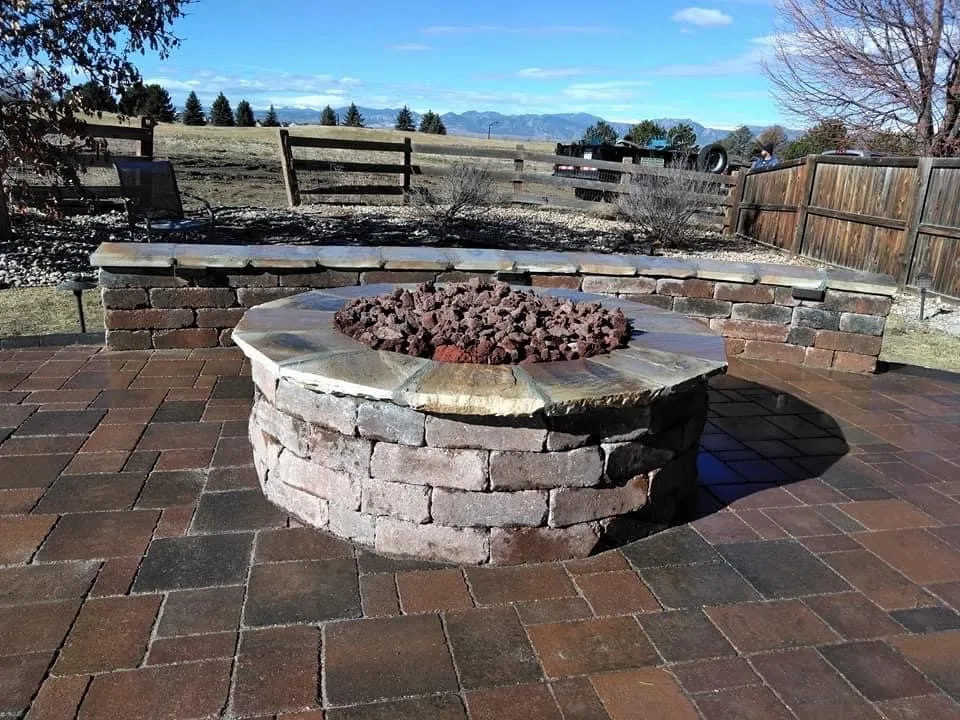 Expert yard maintenance for year-round maintenance in Lakewood, CO by Patio System Landscape