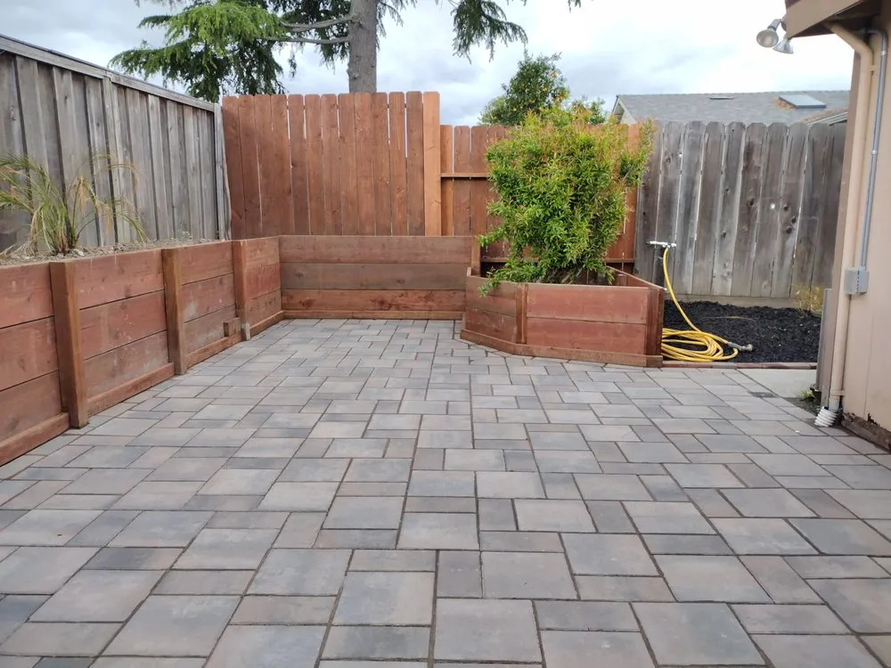 Custom residential landscaping experts serving Union City, CA - Patricio's Landscaping & Gardening