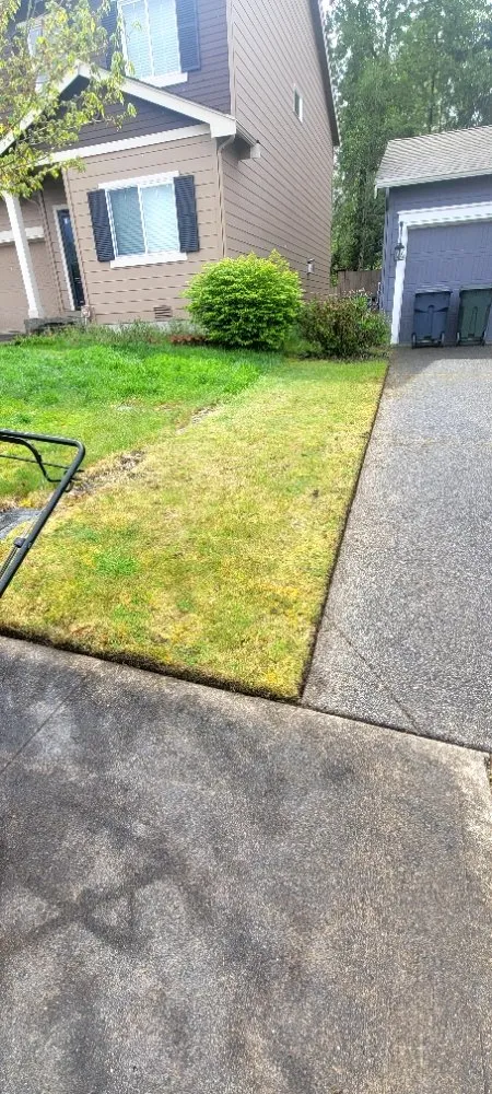 Custom landscape installation for residential properties in Puyallup, WA by Patrick Lawncare