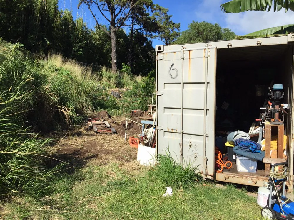 Local yard cleanup service in Makawao, HI by Patrick's Yard Care