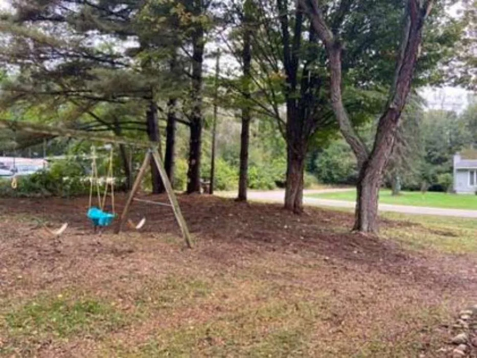 Trusted outdoor landscaping in Farmington Hills, MI by Patriot Concrete Customs & Lawns