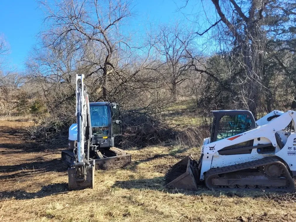 Expert landscape installation experts serving Sedalia, MO - Patriot Dirtworx