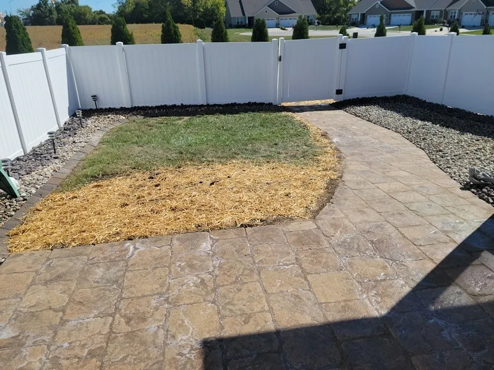 Custom outdoor landscaping experts serving Marine, IL - Patriot Landscape