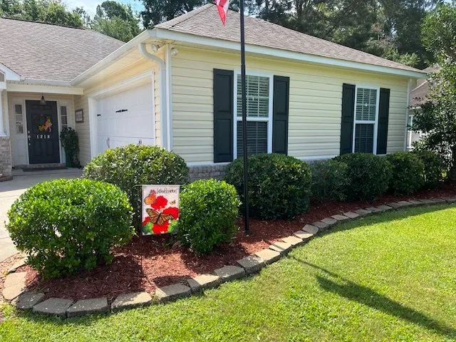 Affordable lawn care service near you across Ocean Isle Beach, NC - Patriot Lawn