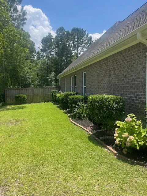 Professional yard cleanup service in Ocean Isle Beach, NC - Patriot Lawn