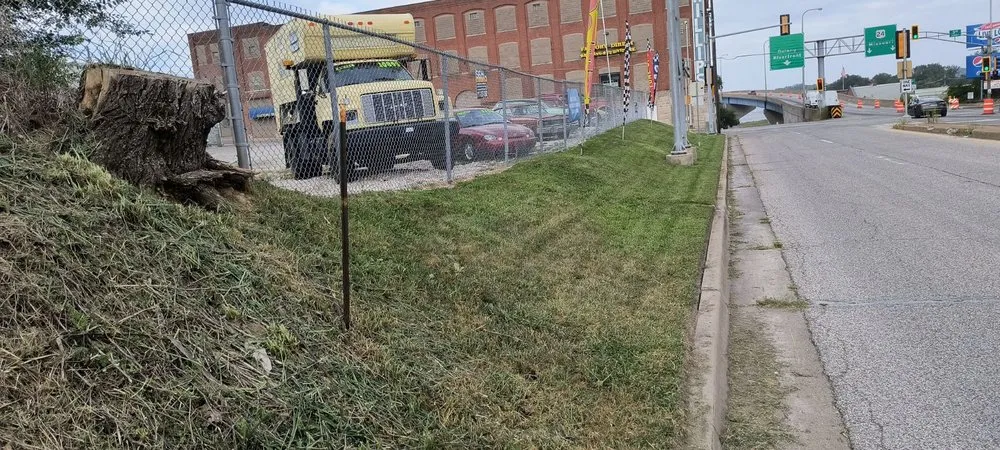 Top-rated lawn care service for residential properties across Quincy, IL - Patriot Lawn Services