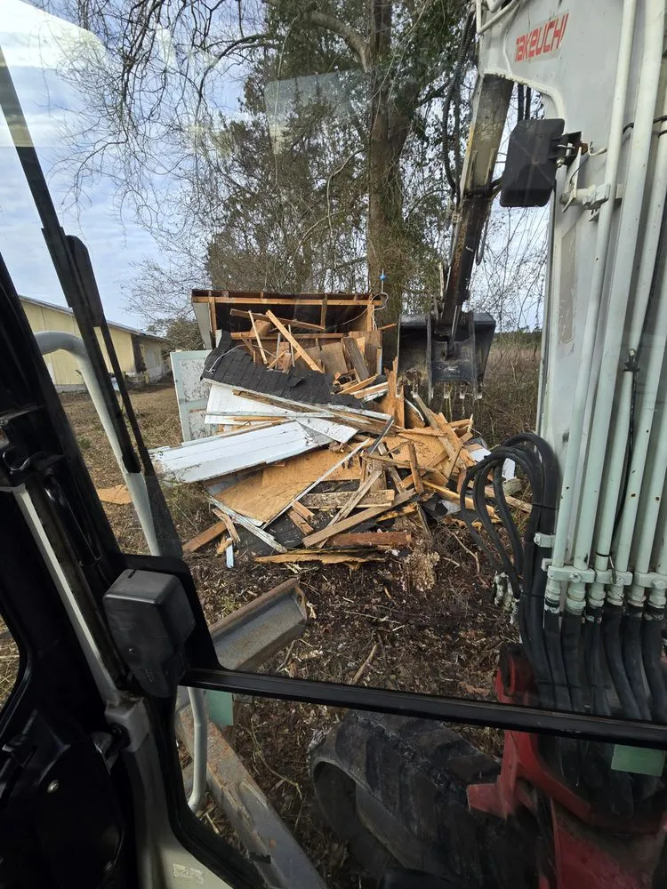 Local residential landscaping experts serving Jacksonville, NC - Patriot Property and Lawn Services