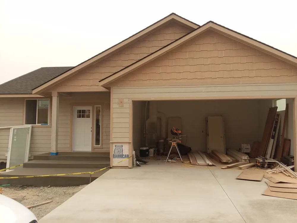 Affordable yard maintenance for beautiful yards in Spring Hill, FL by Patriot Services