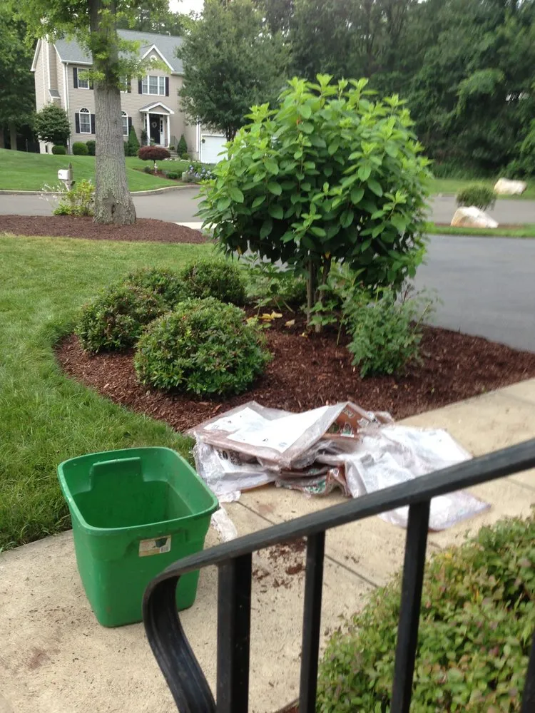 Expert garden landscaping in Cheshire, CT - Patriots Landscapers