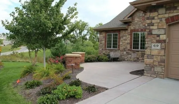 Professional yard cleanup service experts serving Omaha, NE - Pat's Irish Green Lawn & Landscape