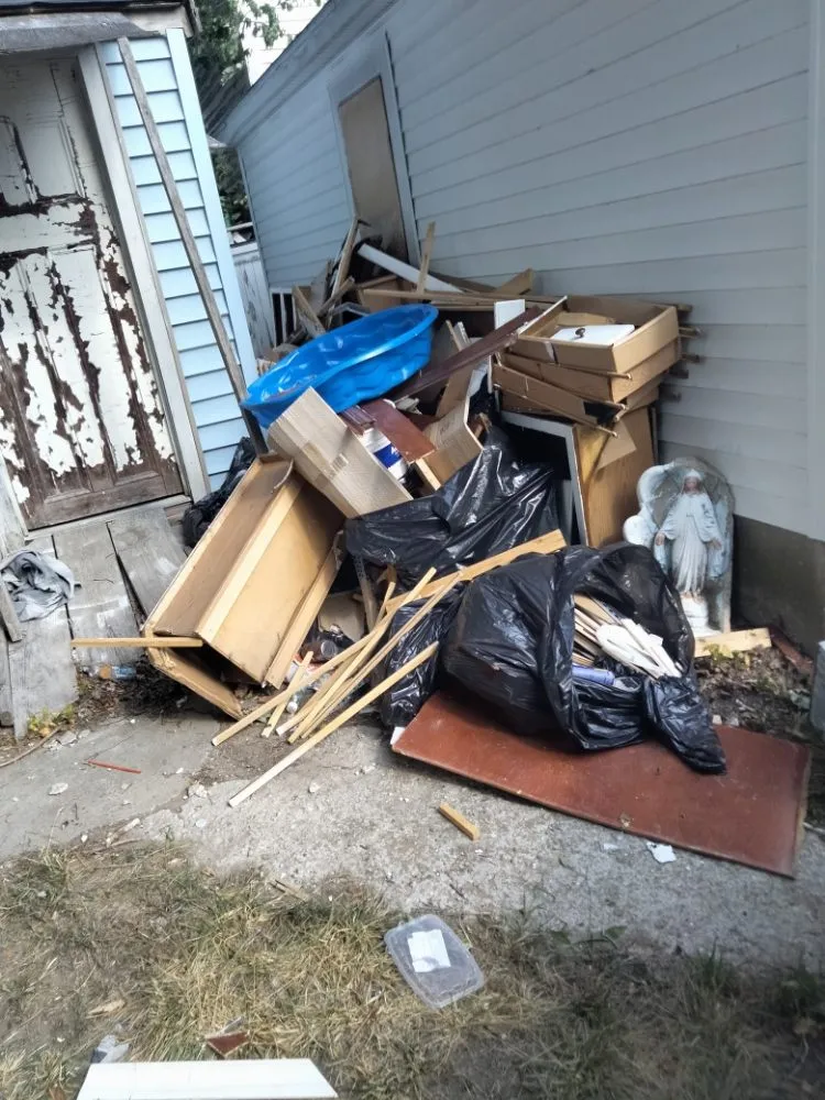 Expert yard cleanup service in Boston, MA - Pats Landscaping & Junk Removal